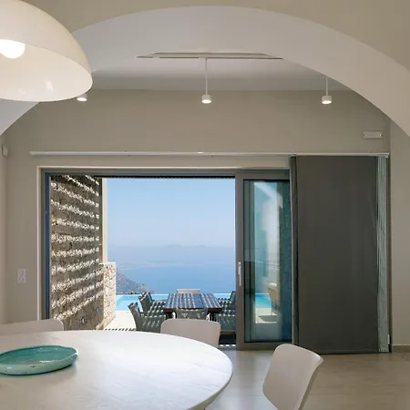 Melampes Villa *